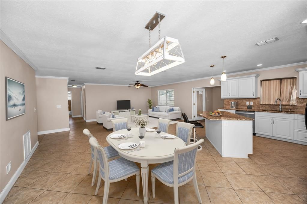 For Sale: $449,900 (3 beds, 2 baths, 1694 Square Feet)