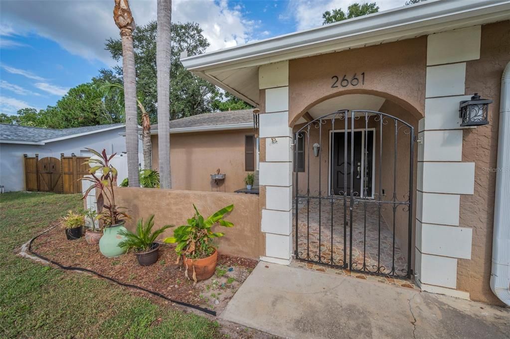 For Sale: $449,900 (3 beds, 2 baths, 1694 Square Feet)