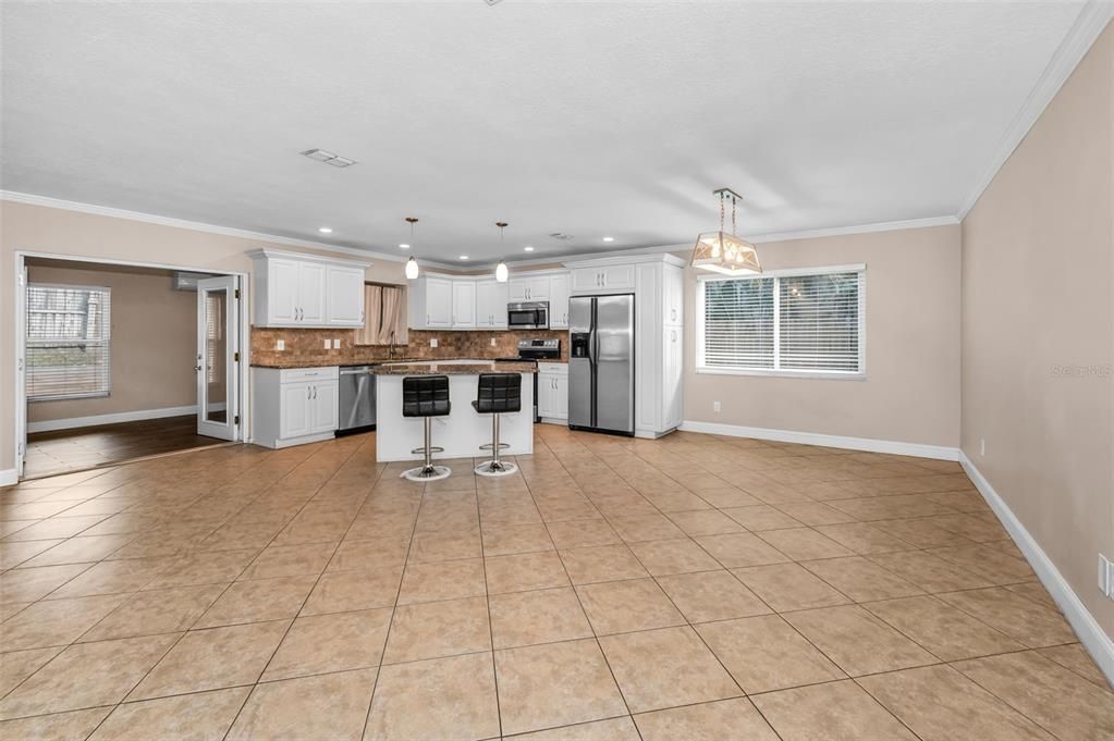 For Sale: $449,900 (3 beds, 2 baths, 1694 Square Feet)