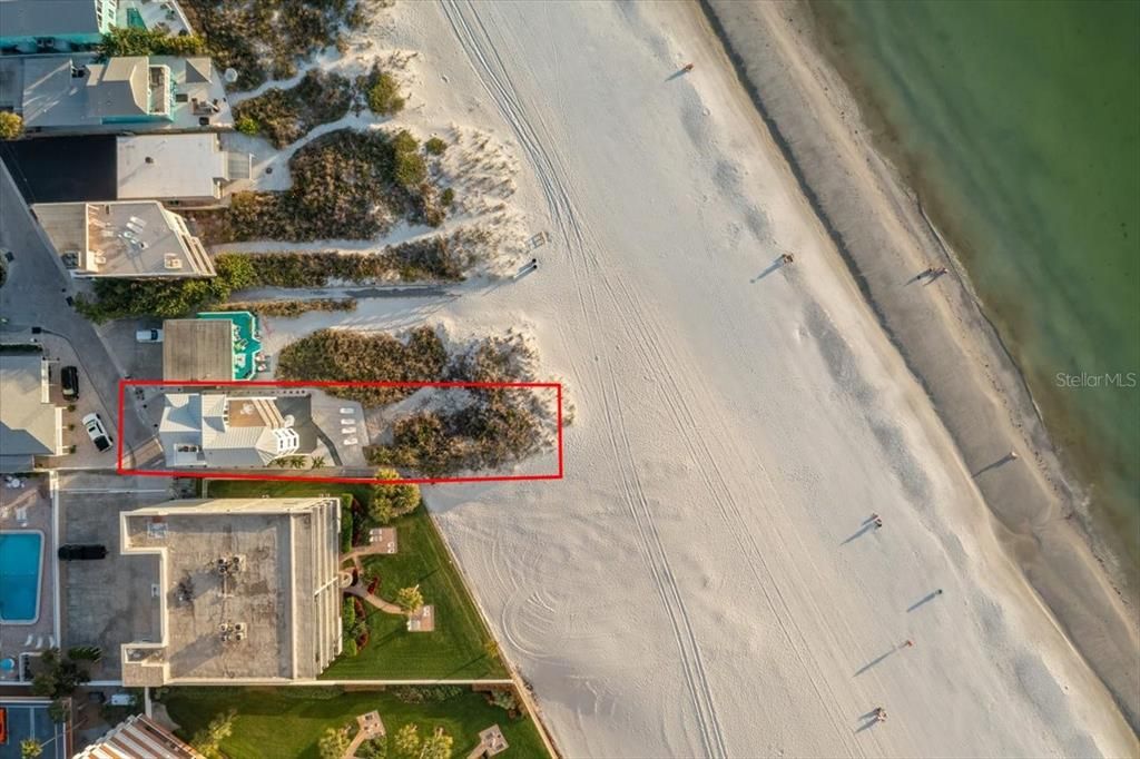 For Rent: $25,500 (5 beds, 4 baths, 3400 Square Feet)