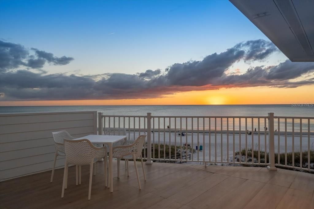 For Rent: $25,500 (5 beds, 4 baths, 3400 Square Feet)