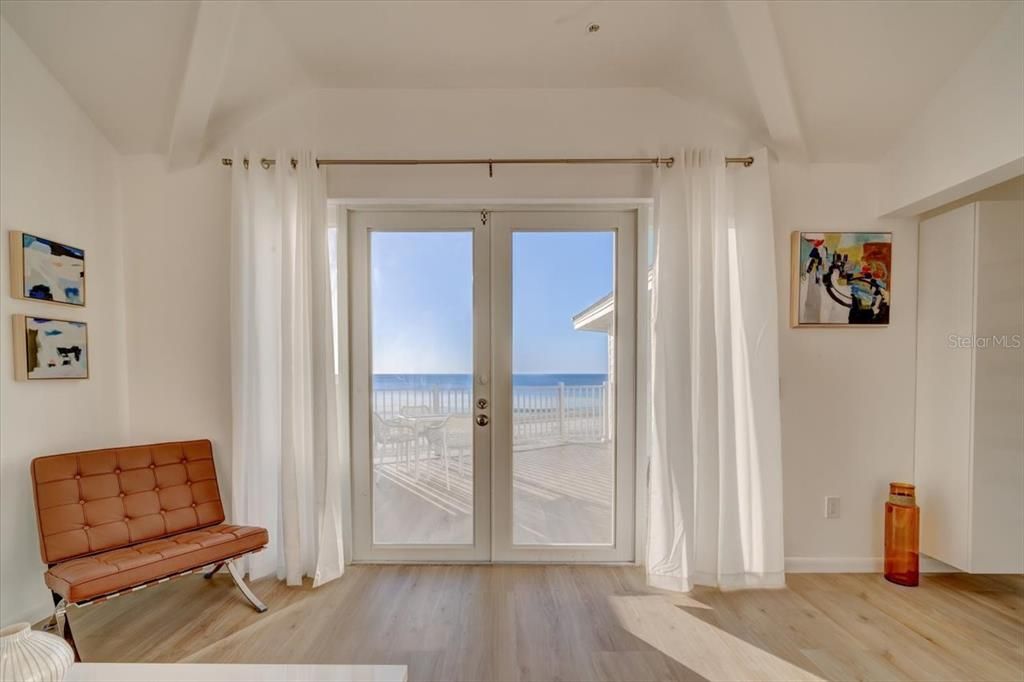 For Rent: $25,500 (5 beds, 4 baths, 3400 Square Feet)