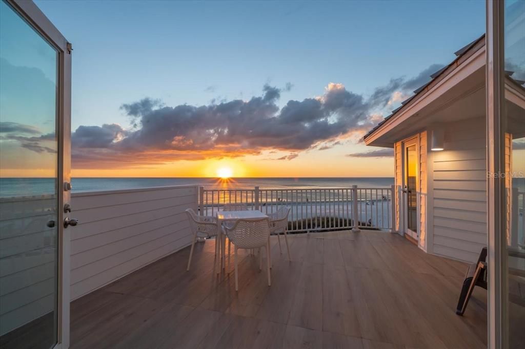 For Rent: $25,500 (5 beds, 4 baths, 3400 Square Feet)