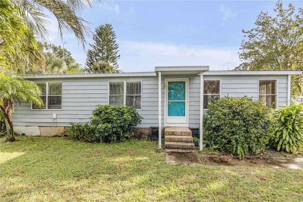 Под контрактом: $199,000 (3 спален, 2 ванн, 1144 Квадратных фут)