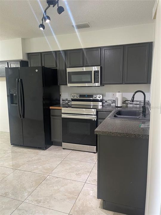 En Renta: $1,975 (2 camas, 2 baños, 1496 Pies cuadrados)