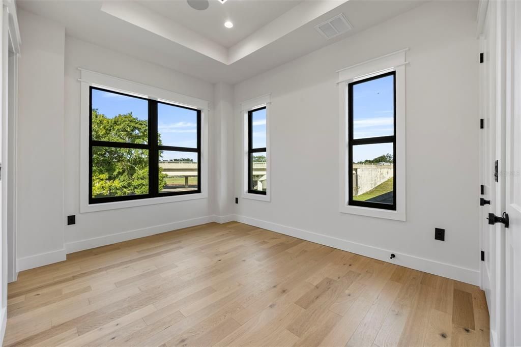 En Venta: $3,099,990 (5 camas, 5 baños, 5096 Pies cuadrados)