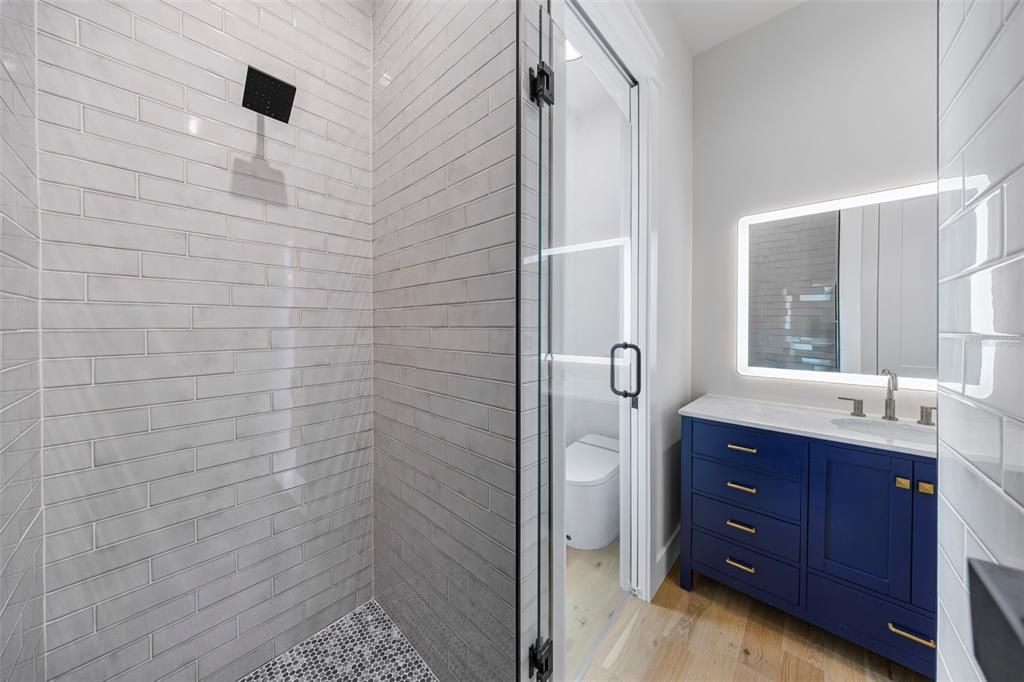 En Venta: $3,099,990 (5 camas, 5 baños, 5096 Pies cuadrados)