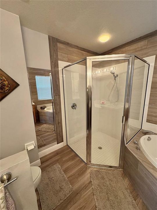 For Sale: $545,000 (3 beds, 2 baths, 2038 Square Feet)