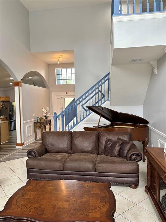 For Sale: $545,000 (3 beds, 2 baths, 2038 Square Feet)