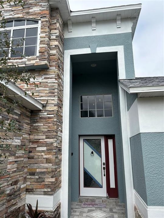 For Sale: $545,000 (3 beds, 2 baths, 2038 Square Feet)