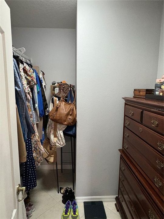 For Sale: $545,000 (3 beds, 2 baths, 2038 Square Feet)