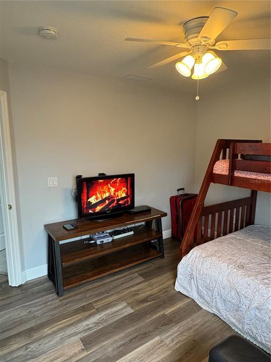 For Sale: $545,000 (3 beds, 2 baths, 2038 Square Feet)