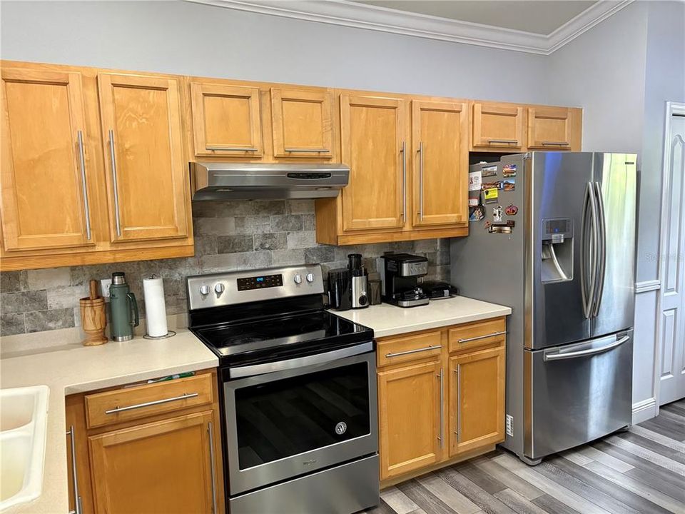 For Sale: $545,000 (3 beds, 2 baths, 2038 Square Feet)