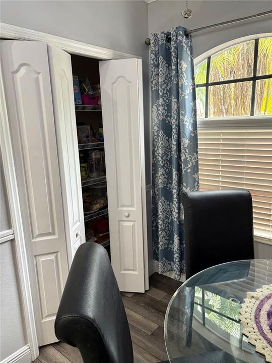 For Sale: $545,000 (3 beds, 2 baths, 2038 Square Feet)