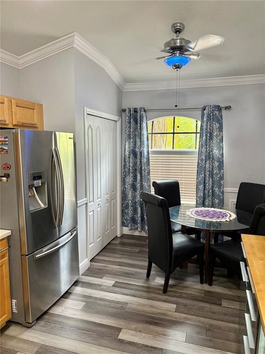 For Sale: $545,000 (3 beds, 2 baths, 2038 Square Feet)