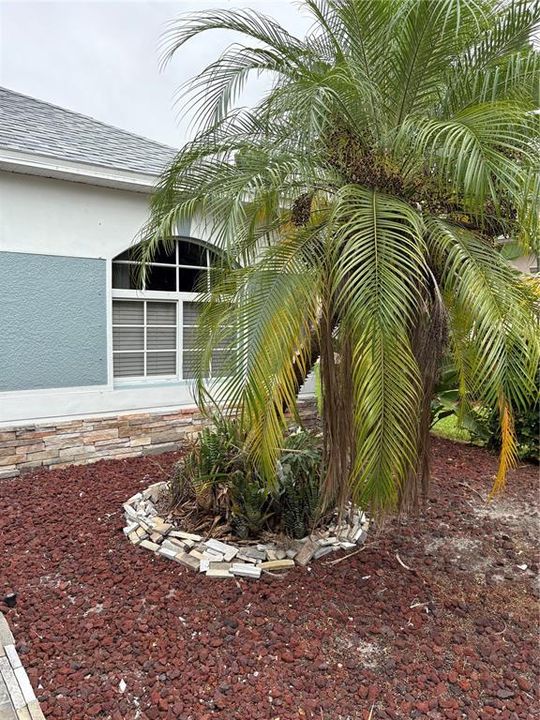 For Sale: $545,000 (3 beds, 2 baths, 2038 Square Feet)