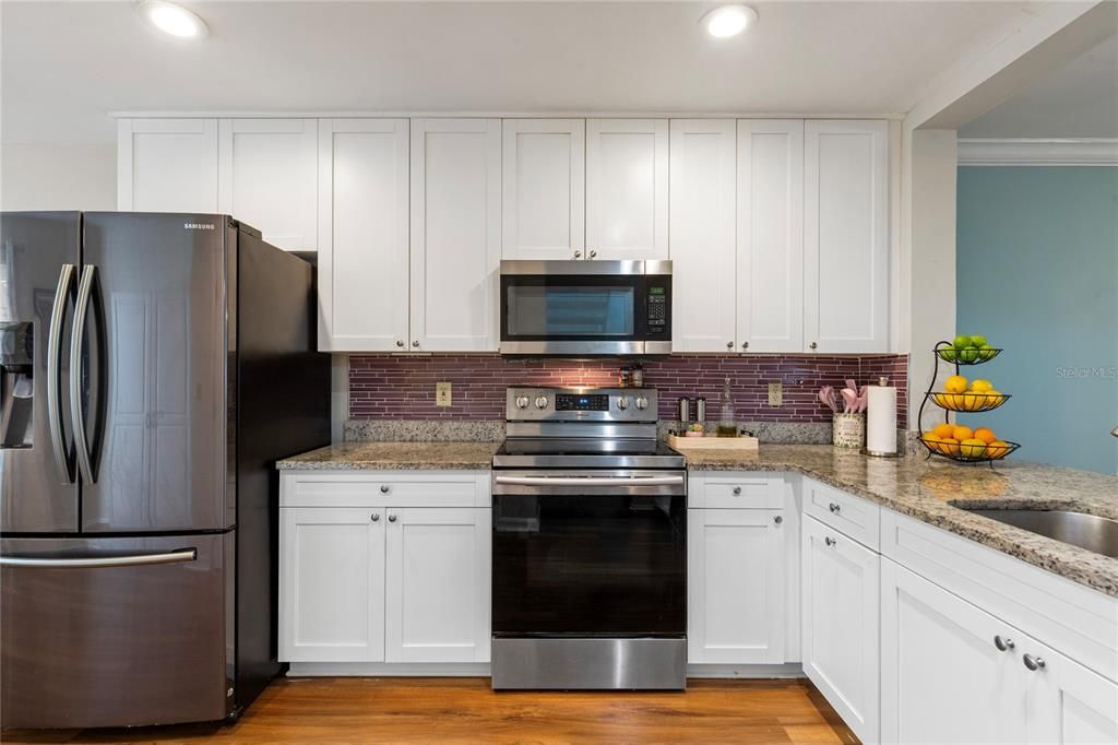 For Sale: $425,000 (3 beds, 2 baths, 1930 Square Feet)