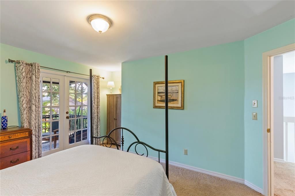 For Sale: $425,000 (3 beds, 2 baths, 1930 Square Feet)