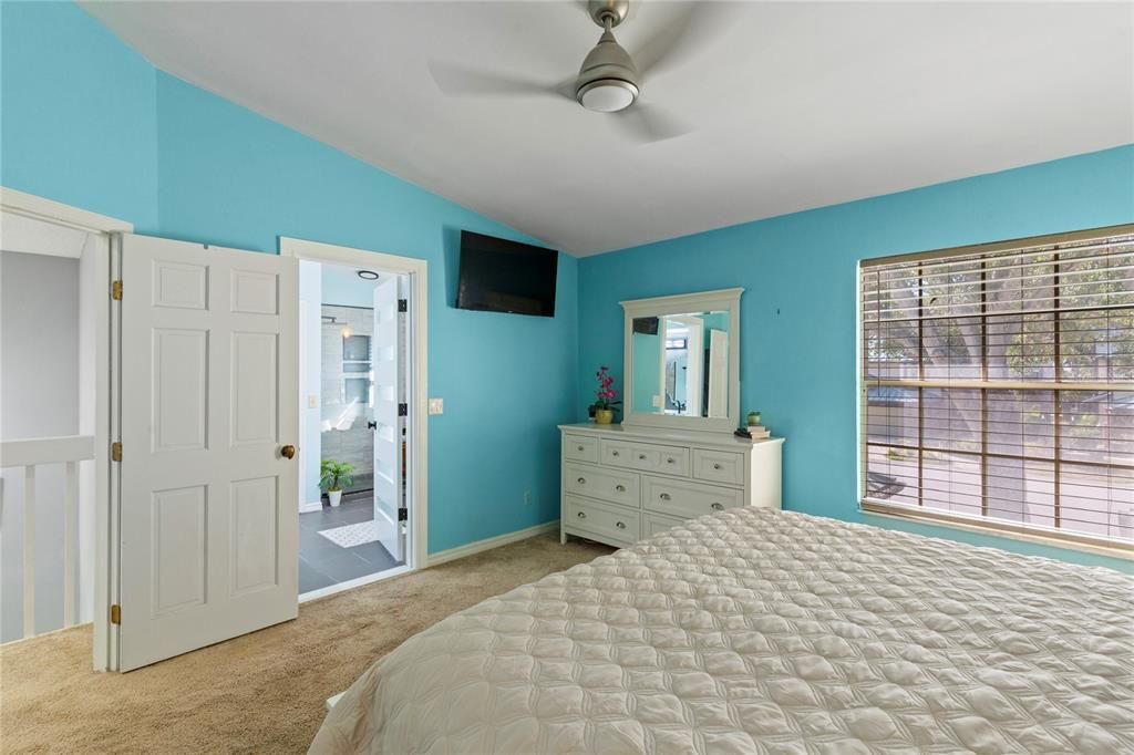 For Sale: $425,000 (3 beds, 2 baths, 1930 Square Feet)