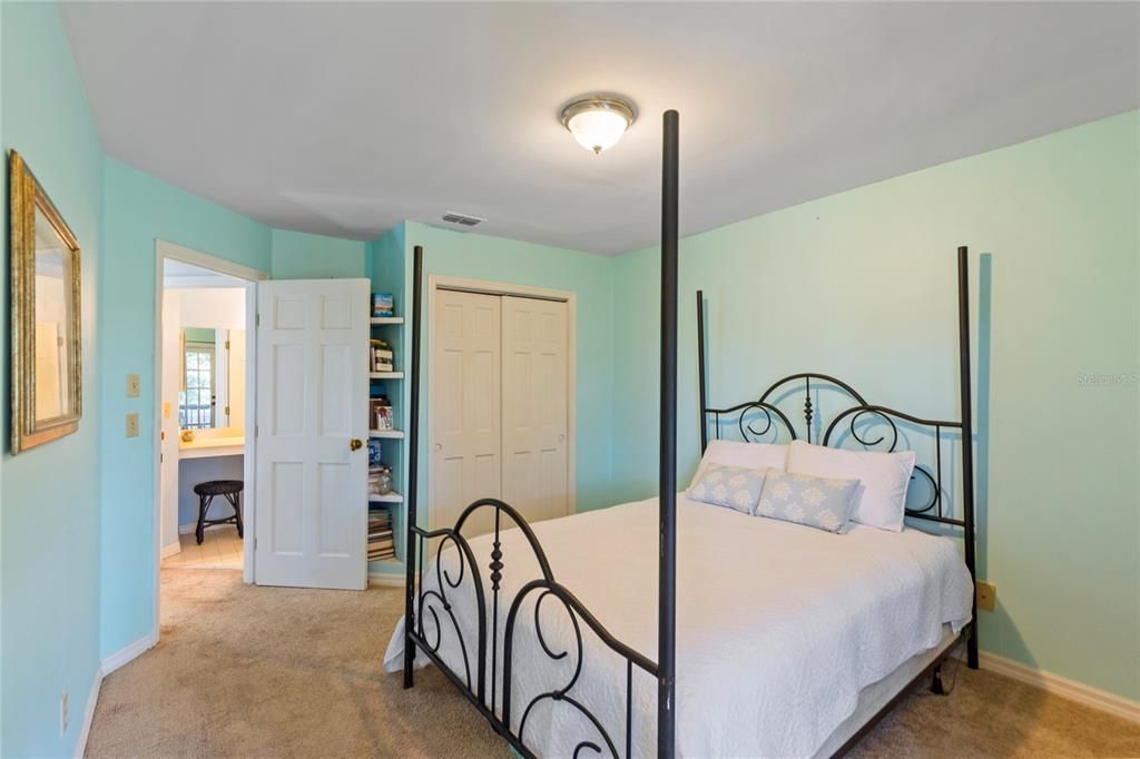 For Sale: $425,000 (3 beds, 2 baths, 1930 Square Feet)