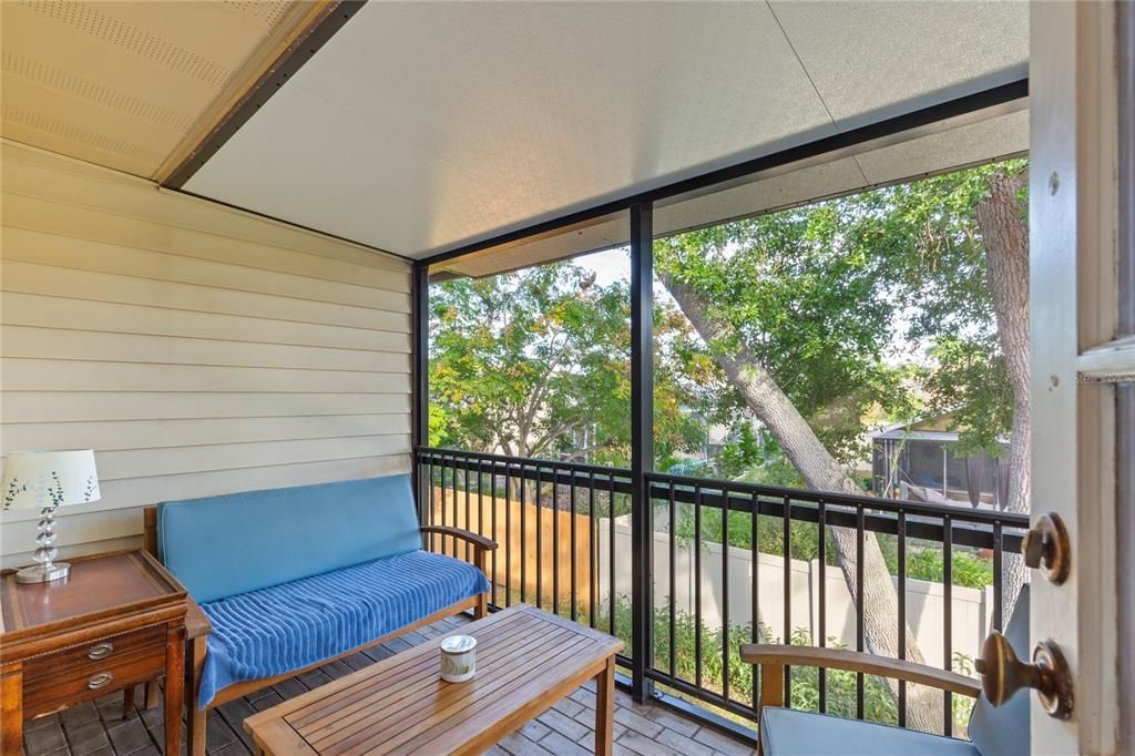 For Sale: $425,000 (3 beds, 2 baths, 1930 Square Feet)