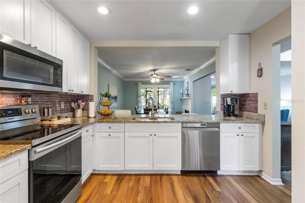 For Sale: $425,000 (3 beds, 2 baths, 1930 Square Feet)