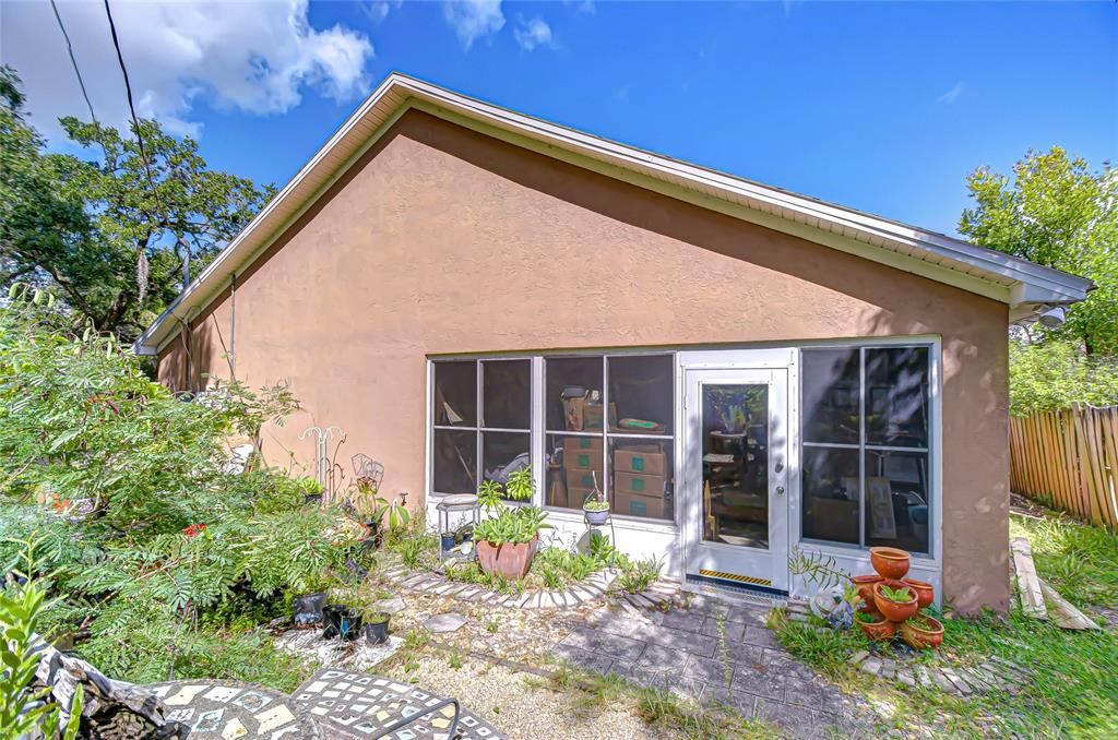 Active With Contract: $749,000 (2 beds, 2 baths, 1830 Square Feet)