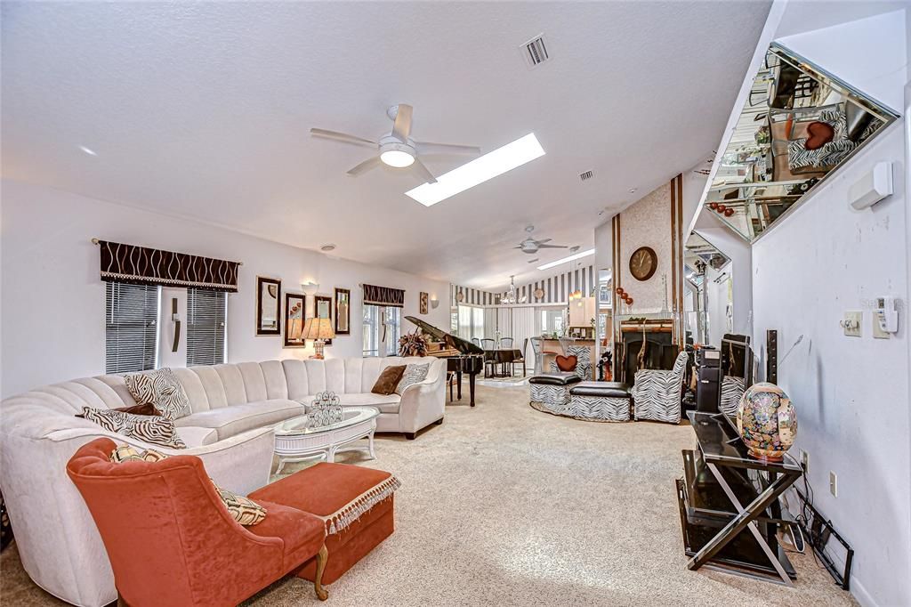 Active With Contract: $749,000 (2 beds, 2 baths, 1830 Square Feet)