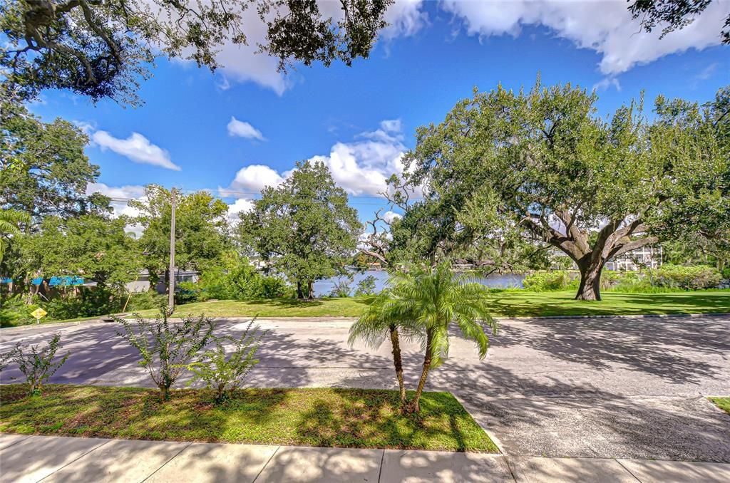 Active With Contract: $749,000 (2 beds, 2 baths, 1830 Square Feet)