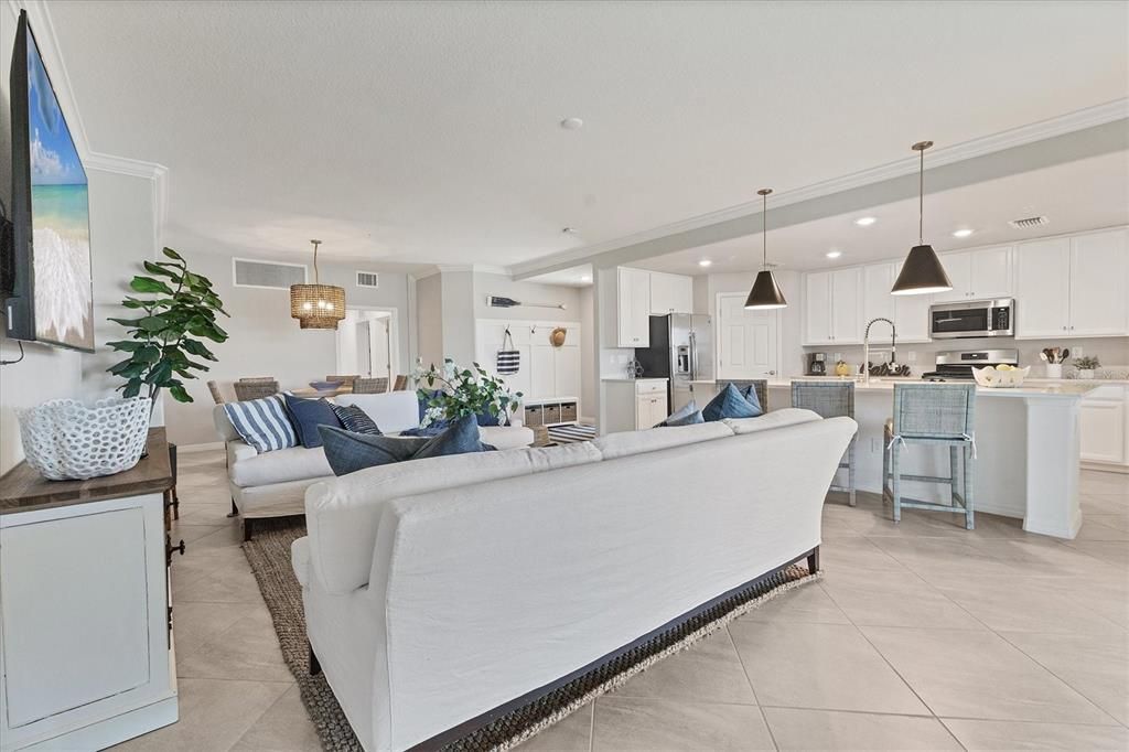 В аренду: $5,500 (3 спален, 2 ванн, 1786 Квадратных фут)