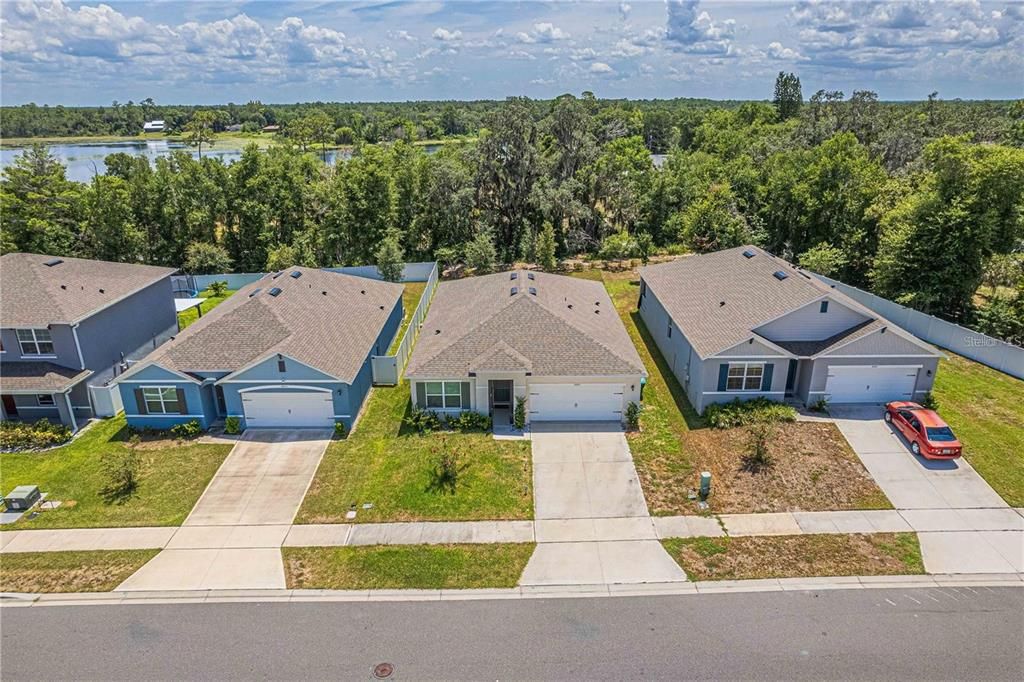 На продажу: $339,900 (3 спален, 2 ванн, 1672 Квадратных фут)