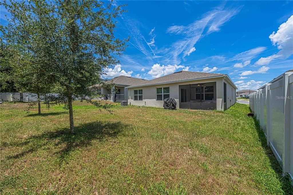 На продажу: $339,900 (3 спален, 2 ванн, 1672 Квадратных фут)