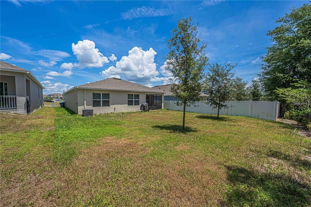 На продажу: $339,900 (3 спален, 2 ванн, 1672 Квадратных фут)