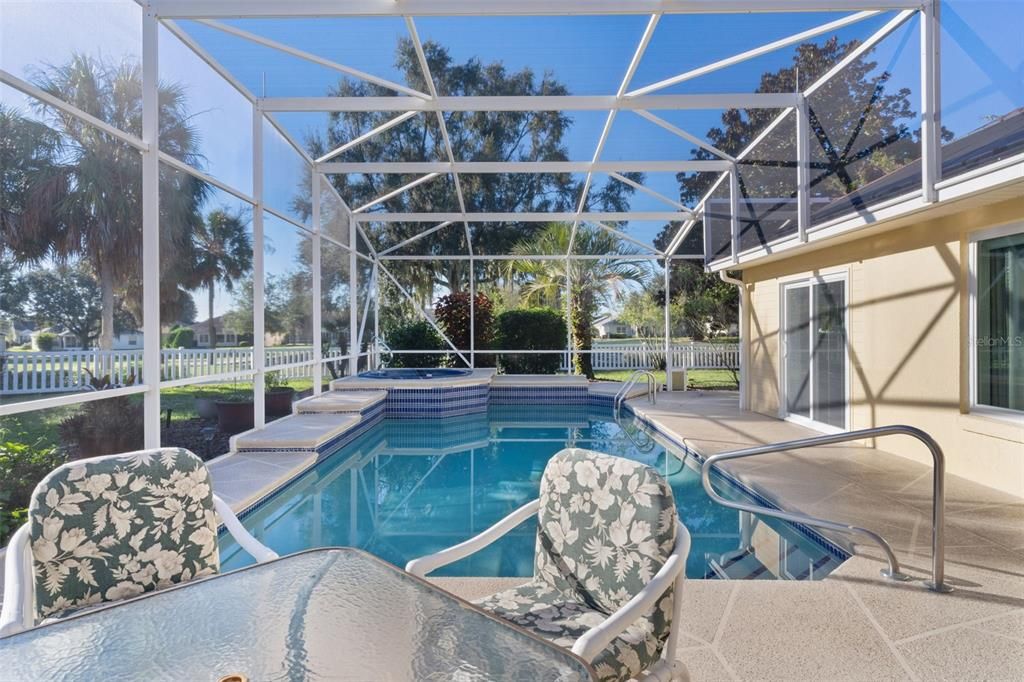 На продажу: $698,640 (3 спален, 2 ванн, 2366 Квадратных фут)