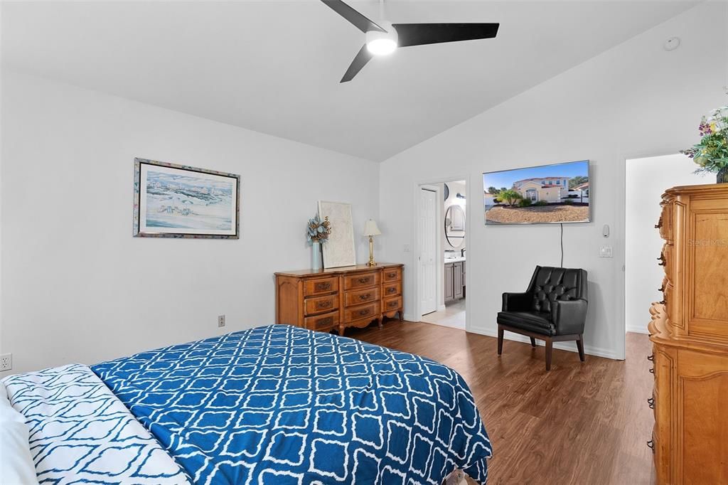 На продажу: $698,640 (3 спален, 2 ванн, 2366 Квадратных фут)