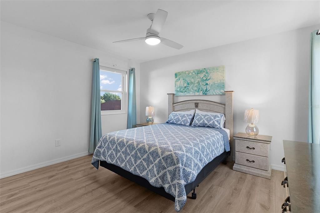 На продажу: $698,640 (3 спален, 2 ванн, 2366 Квадратных фут)