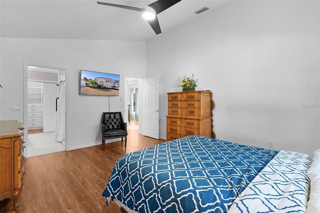 На продажу: $698,640 (3 спален, 2 ванн, 2366 Квадратных фут)