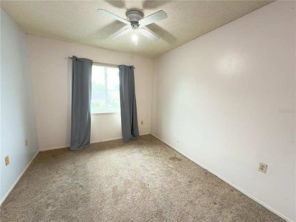 Activo con contrato: $225,000 (3 camas, 2 baños, 1120 Pies cuadrados)