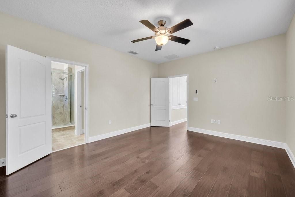 Active With Contract: $560,000 (4 beds, 3 baths, 2534 Square Feet)