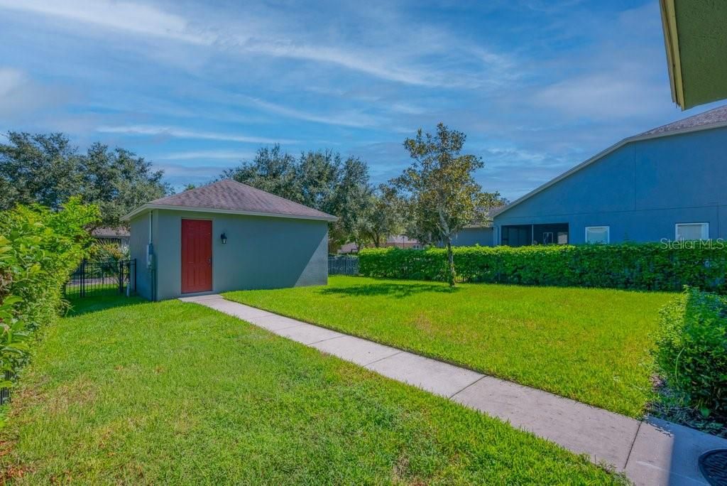 Active With Contract: $560,000 (4 beds, 3 baths, 2534 Square Feet)