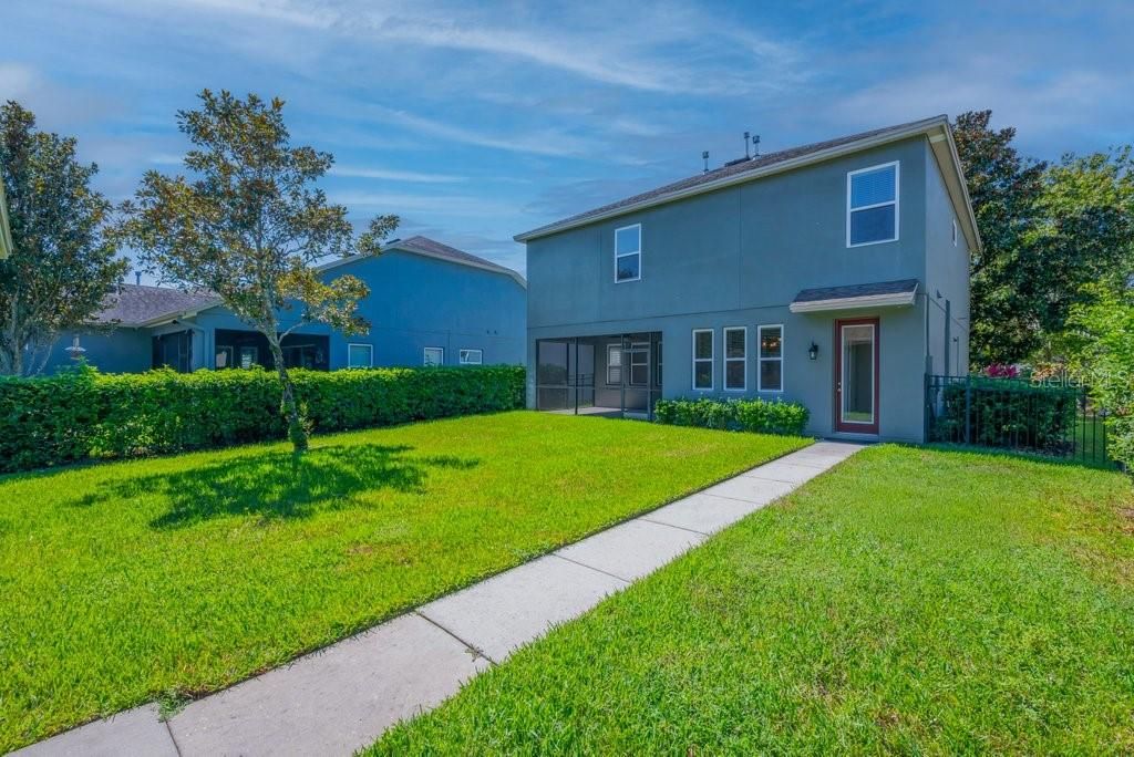 Active With Contract: $560,000 (4 beds, 3 baths, 2534 Square Feet)