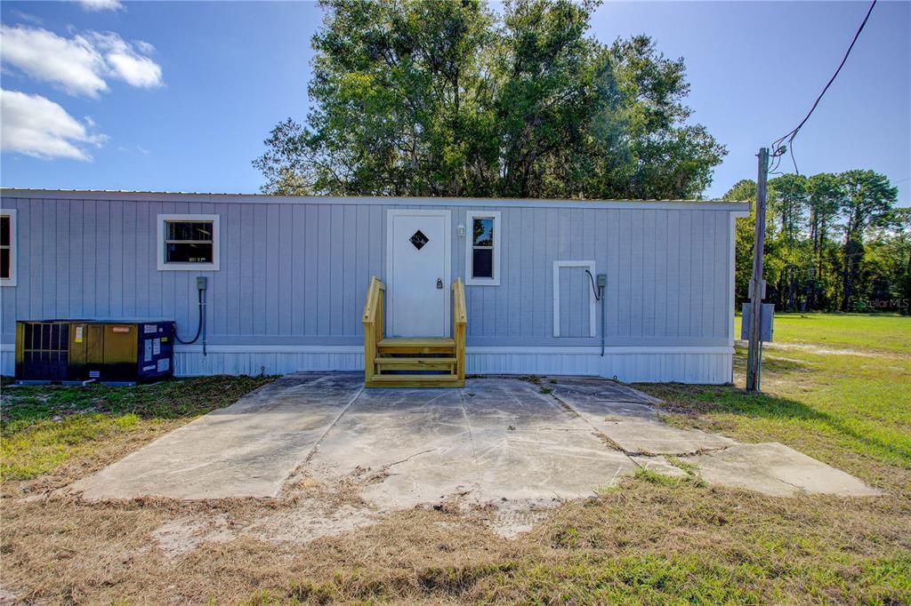 For Sale: $260,000 (4 beds, 2 baths, 1755 Square Feet)