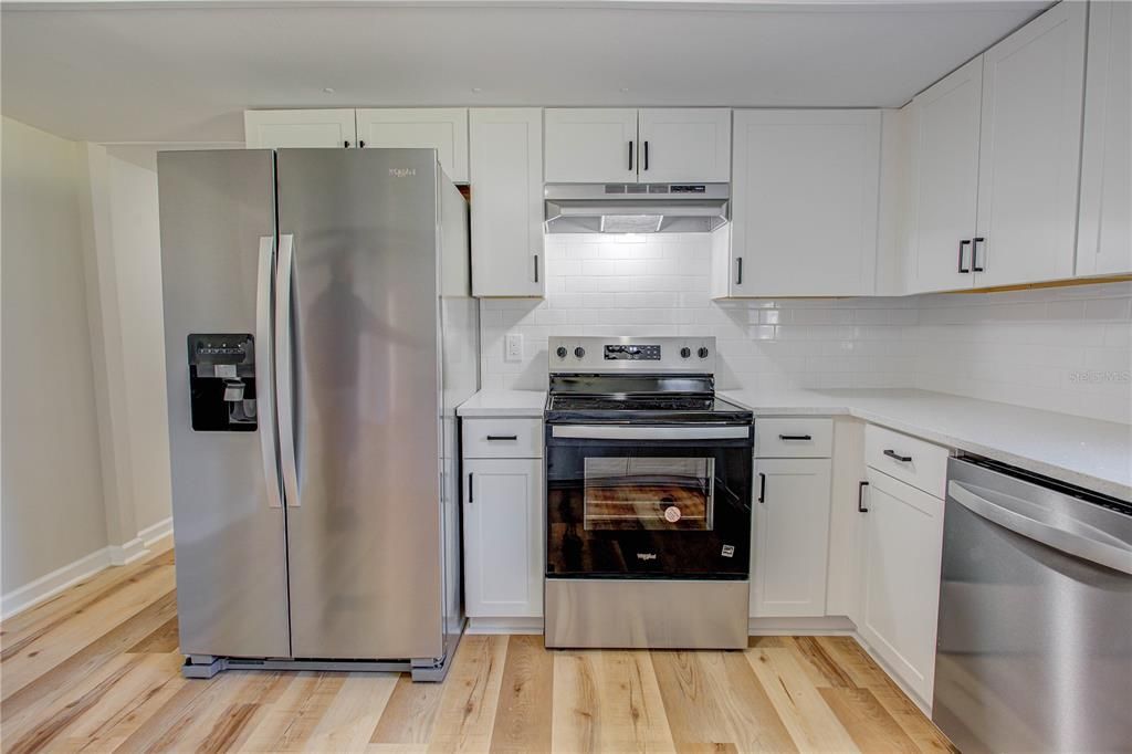 For Sale: $260,000 (4 beds, 2 baths, 1755 Square Feet)