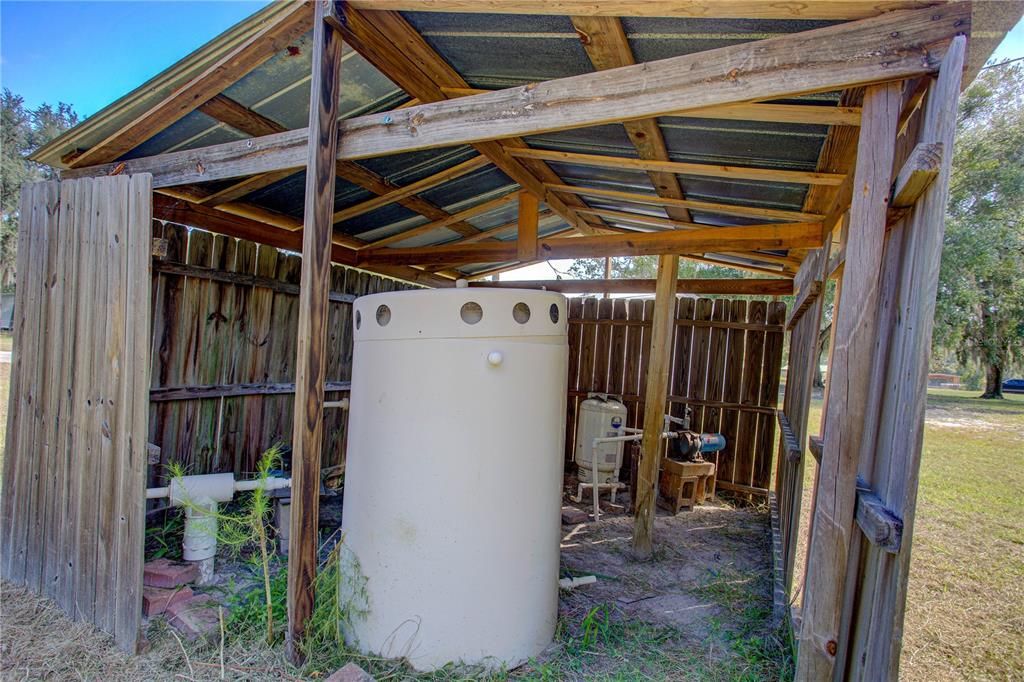 For Sale: $260,000 (4 beds, 2 baths, 1755 Square Feet)