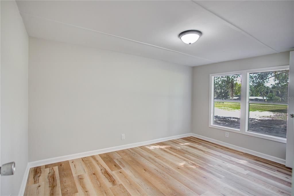 For Sale: $260,000 (4 beds, 2 baths, 1755 Square Feet)