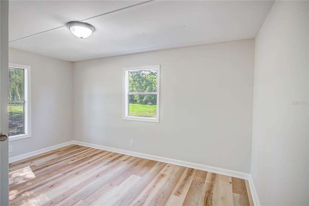 For Sale: $260,000 (4 beds, 2 baths, 1755 Square Feet)