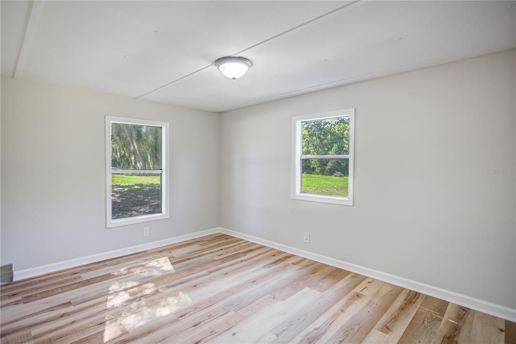 For Sale: $260,000 (4 beds, 2 baths, 1755 Square Feet)