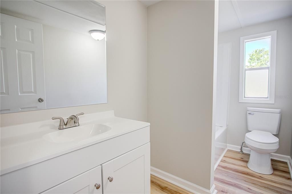 For Sale: $260,000 (4 beds, 2 baths, 1755 Square Feet)