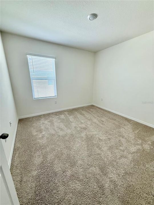 合同活跃: $2,100 (5 贝兹, 3 浴室, 2522 平方英尺)