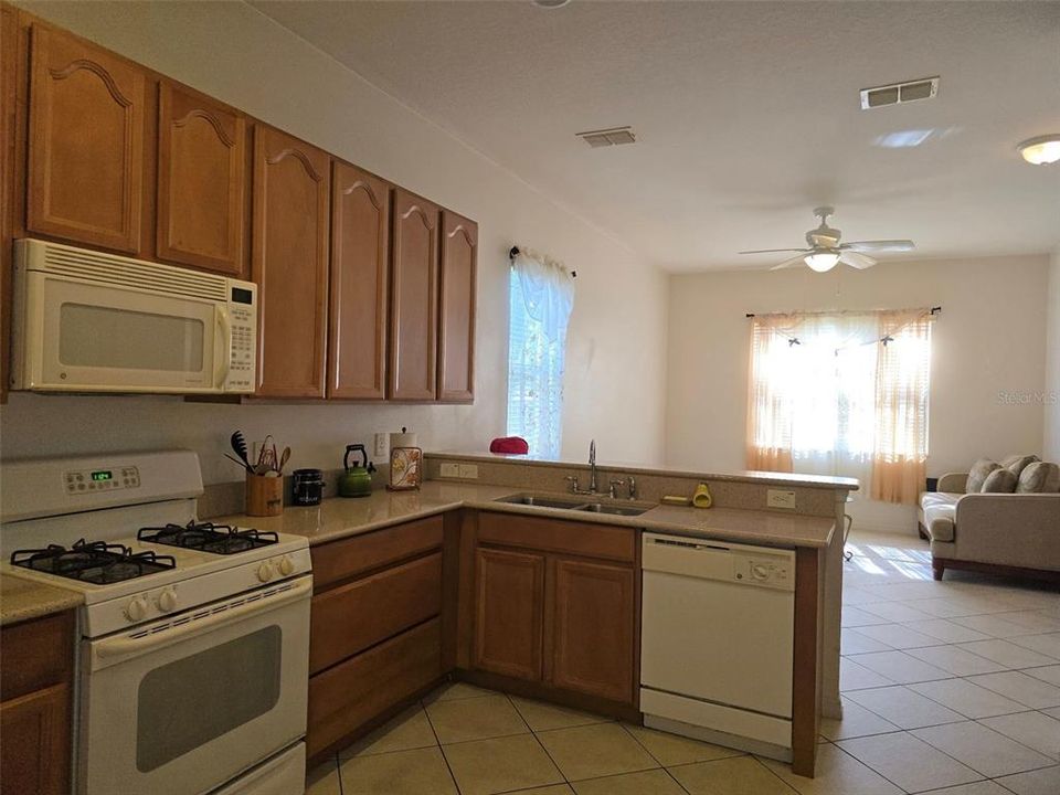 For Sale: $330,000 (3 beds, 2 baths, 1974 Square Feet)